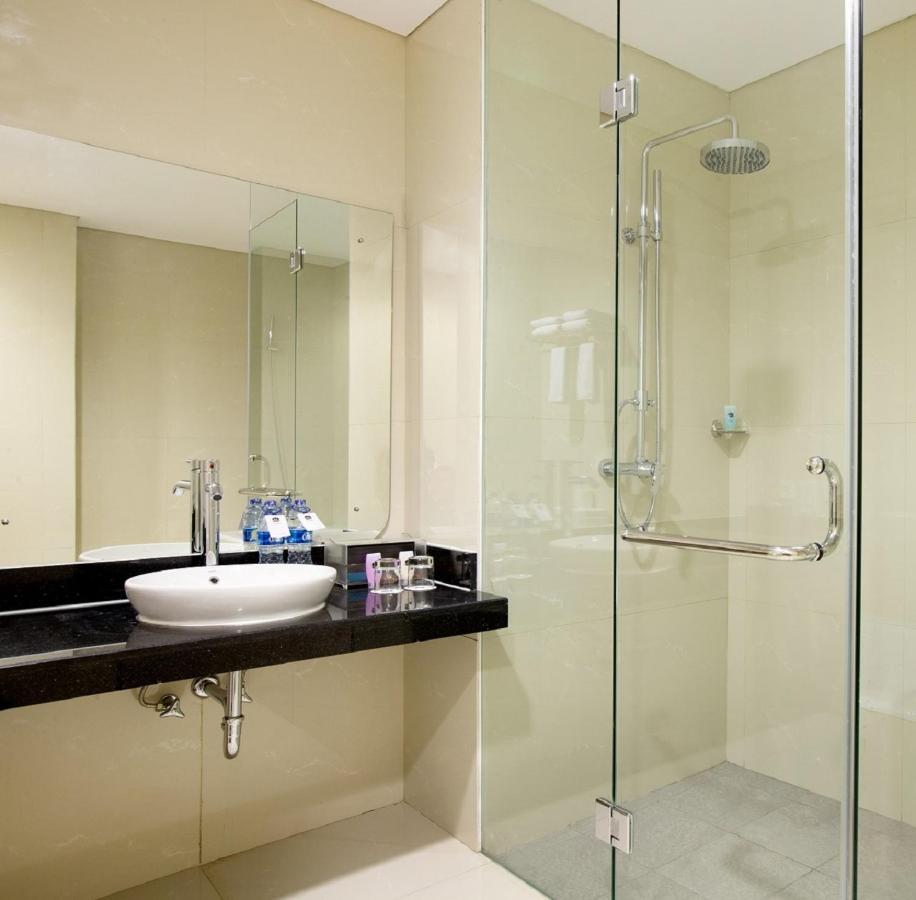 Hariston Hotel&suites, Pluit - 4* Jakarta